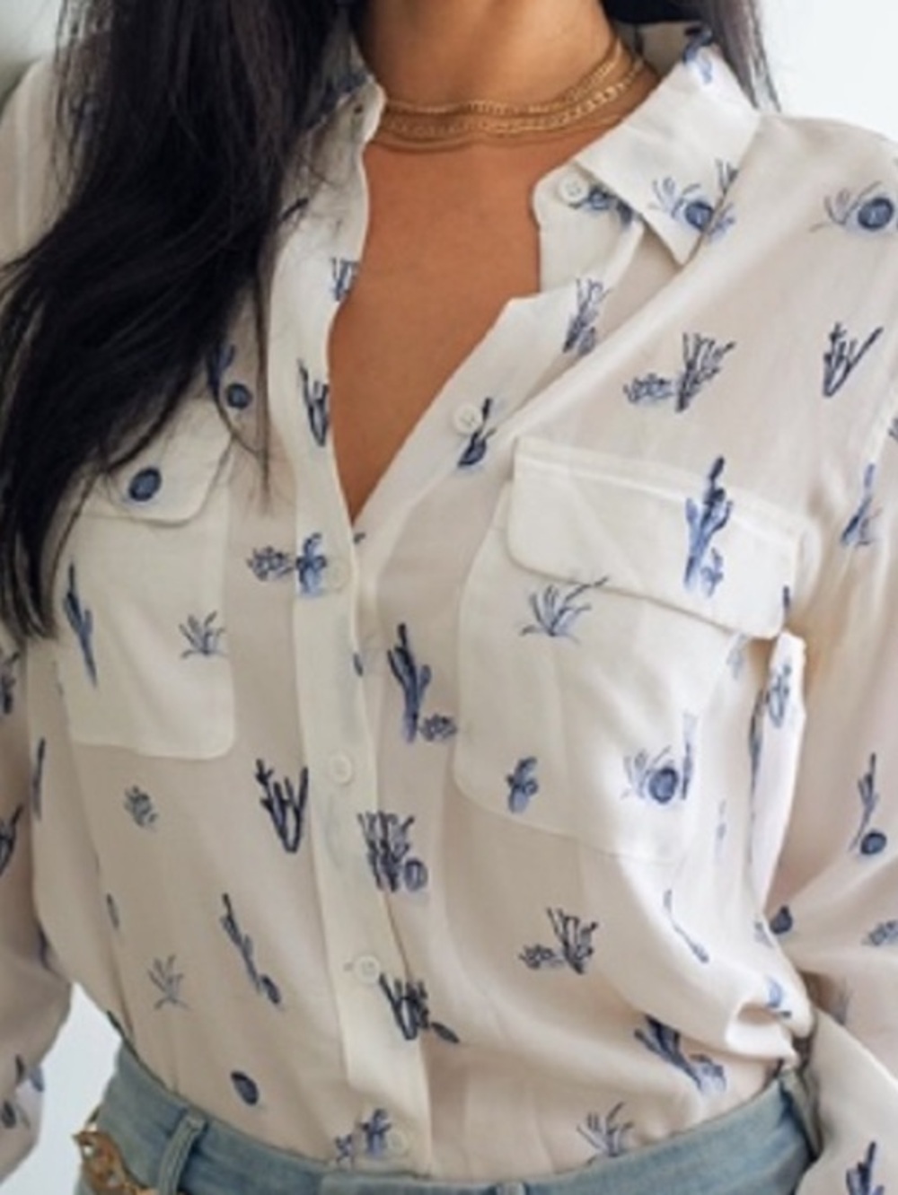 Equipment Femme Slim Signature Silk Blouse Cactus Print White Blue Large
